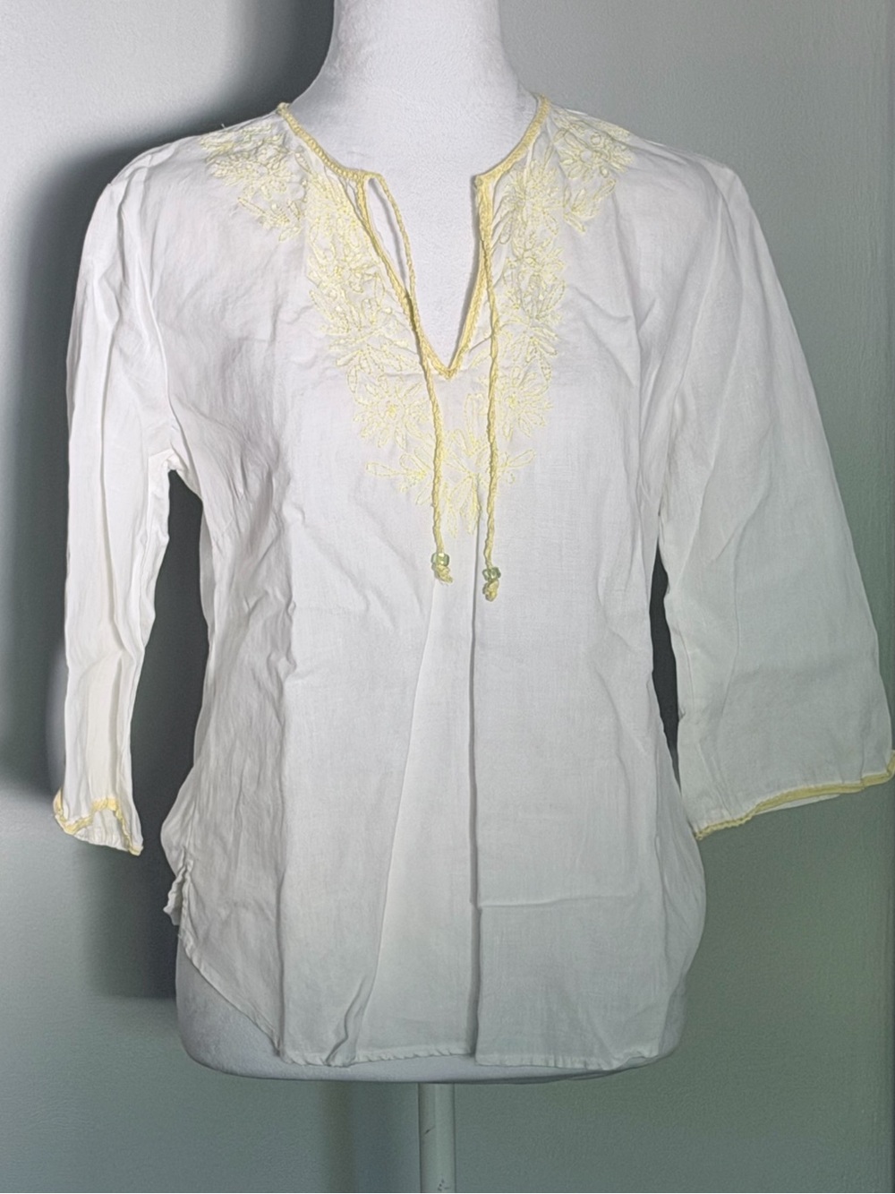 GAP 100% Linen Embroidered Peasant Blouse White Yellow Size Small Boho